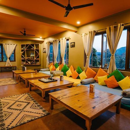 Zostel Pokhara Hostel Buitenkant foto