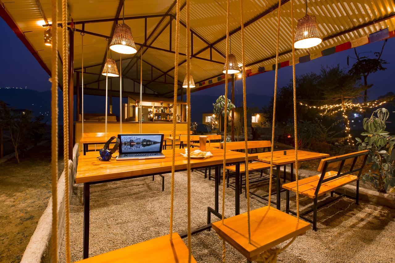 Zostel Pokhara Hostel Buitenkant foto