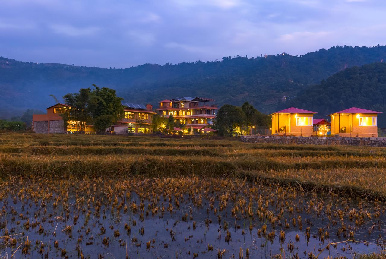 Zostel Pokhara Hostel Buitenkant foto