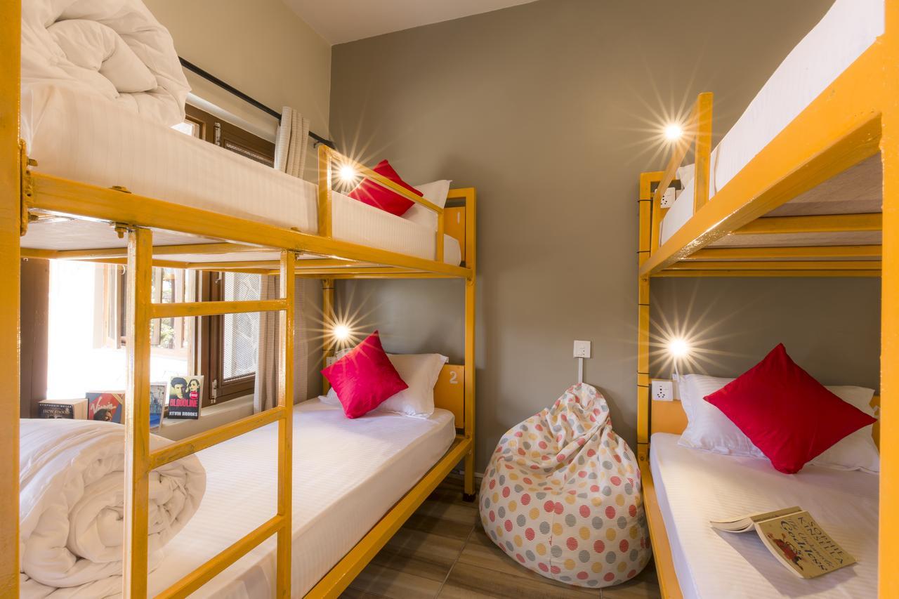 Zostel Pokhara Hostel Buitenkant foto