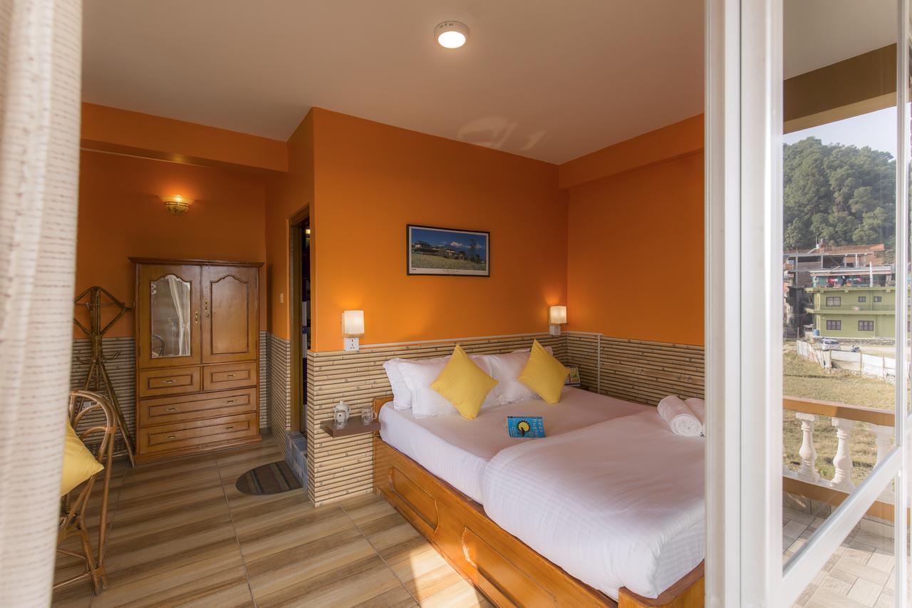 Zostel Pokhara Hostel Buitenkant foto